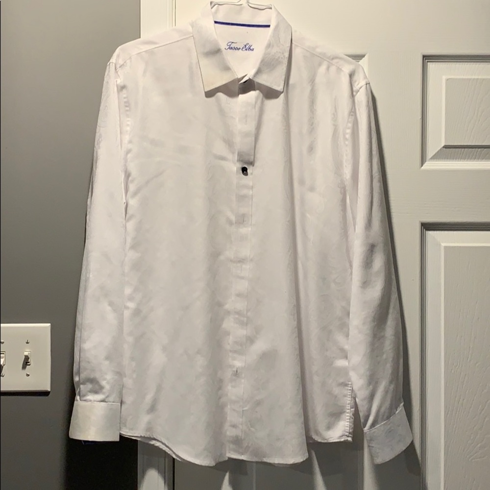 White button down shirt